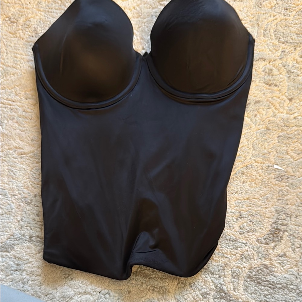 Black Strapless body corset
